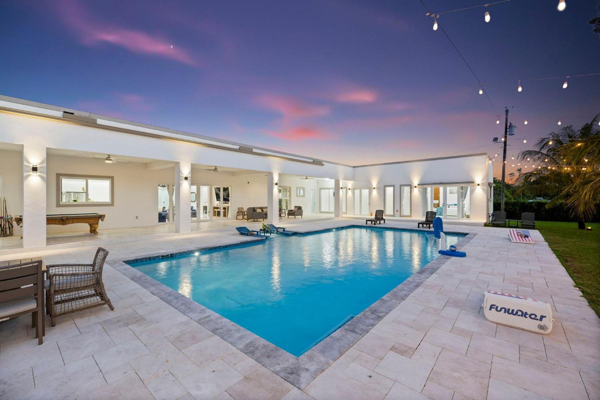 Ideal For Families The White House Of Miami Close To Miami Beaches And The Keys West Princeton Eksteriør bilde