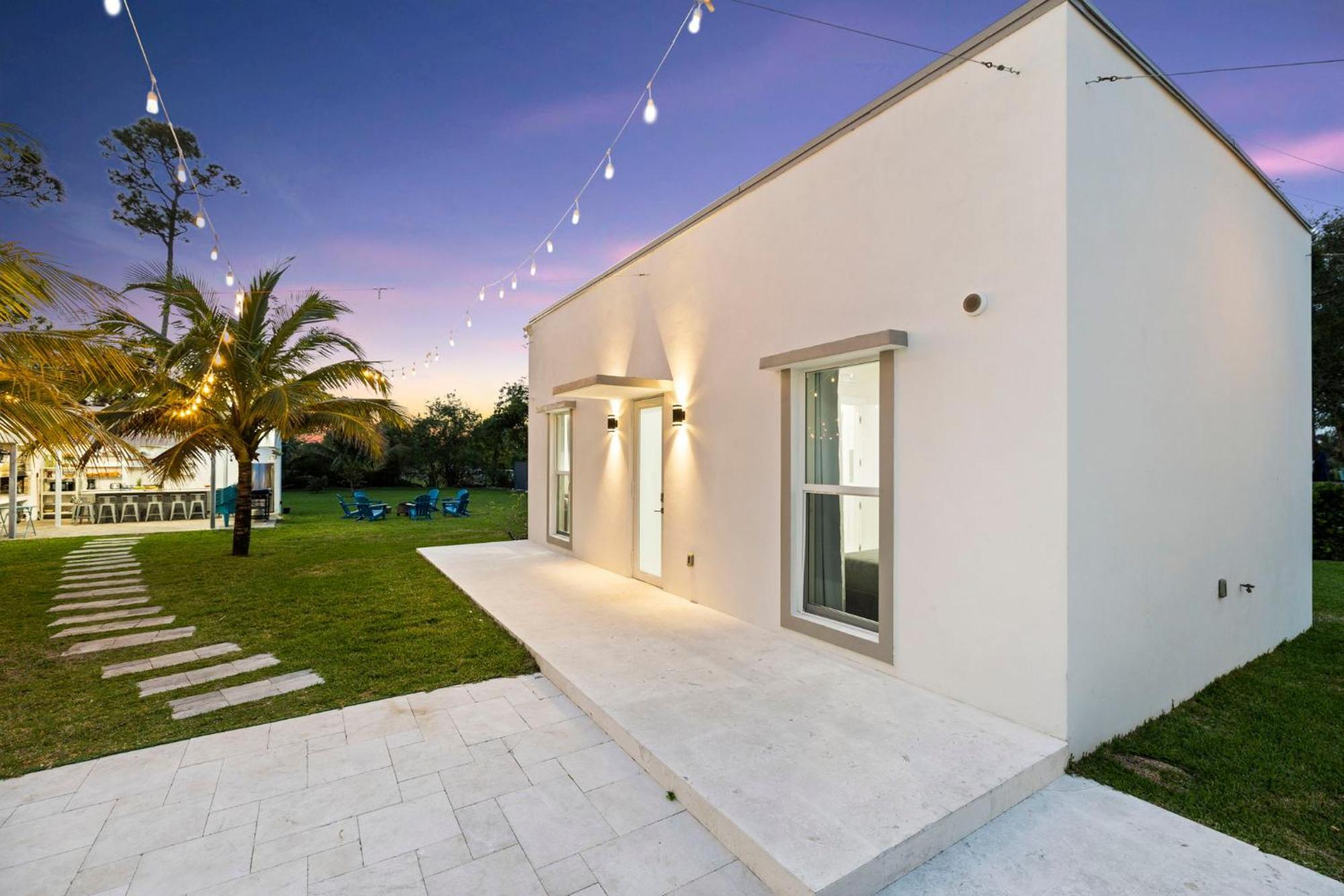 Ideal For Families The White House Of Miami Close To Miami Beaches And The Keys West Princeton Eksteriør bilde