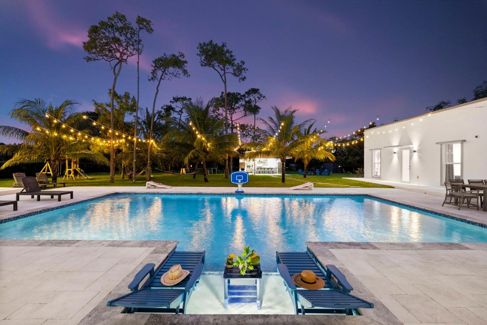 Ideal For Families The White House Of Miami Close To Miami Beaches And The Keys West Princeton Eksteriør bilde