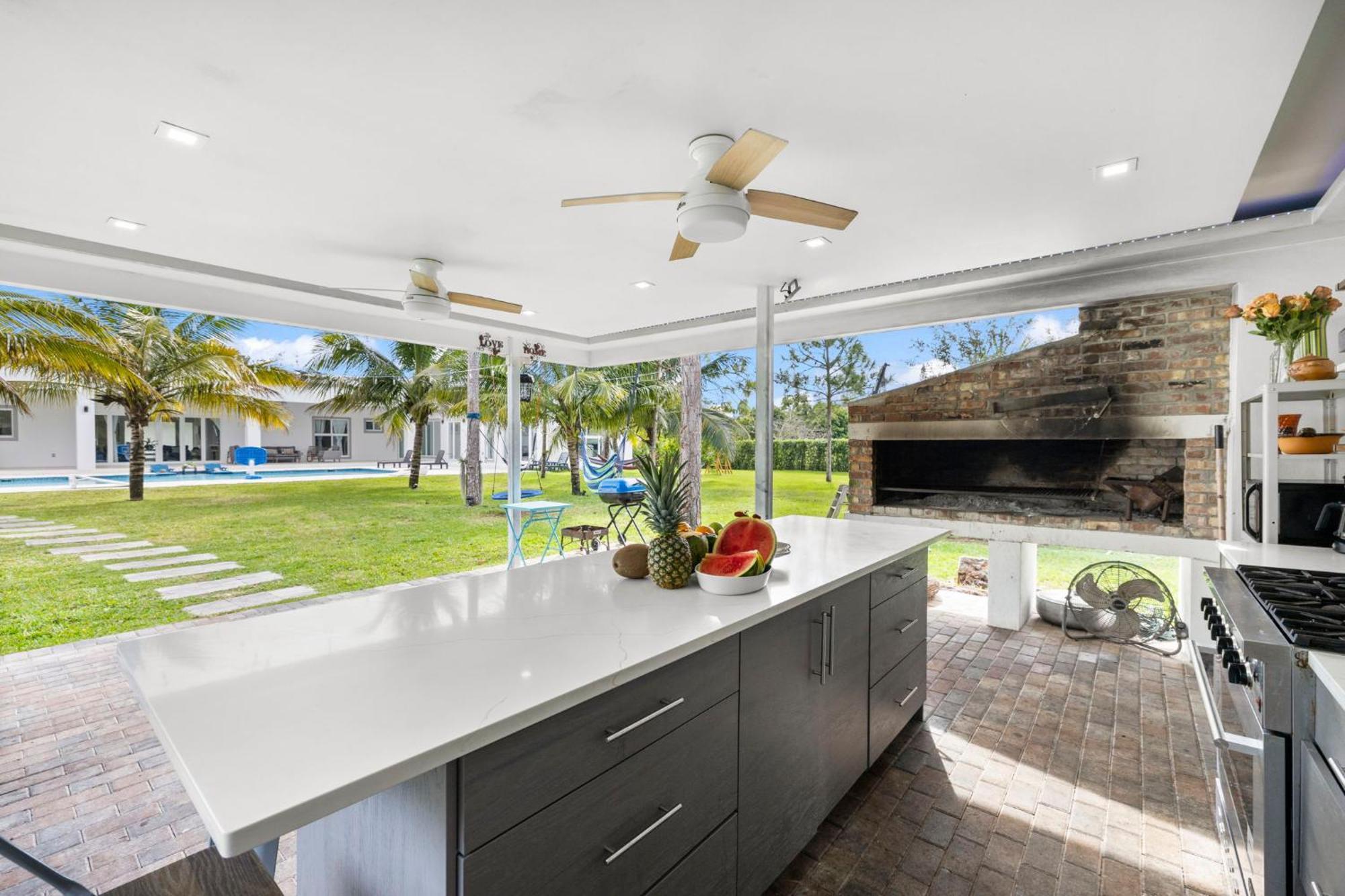 Ideal For Families The White House Of Miami Close To Miami Beaches And The Keys West Princeton Eksteriør bilde