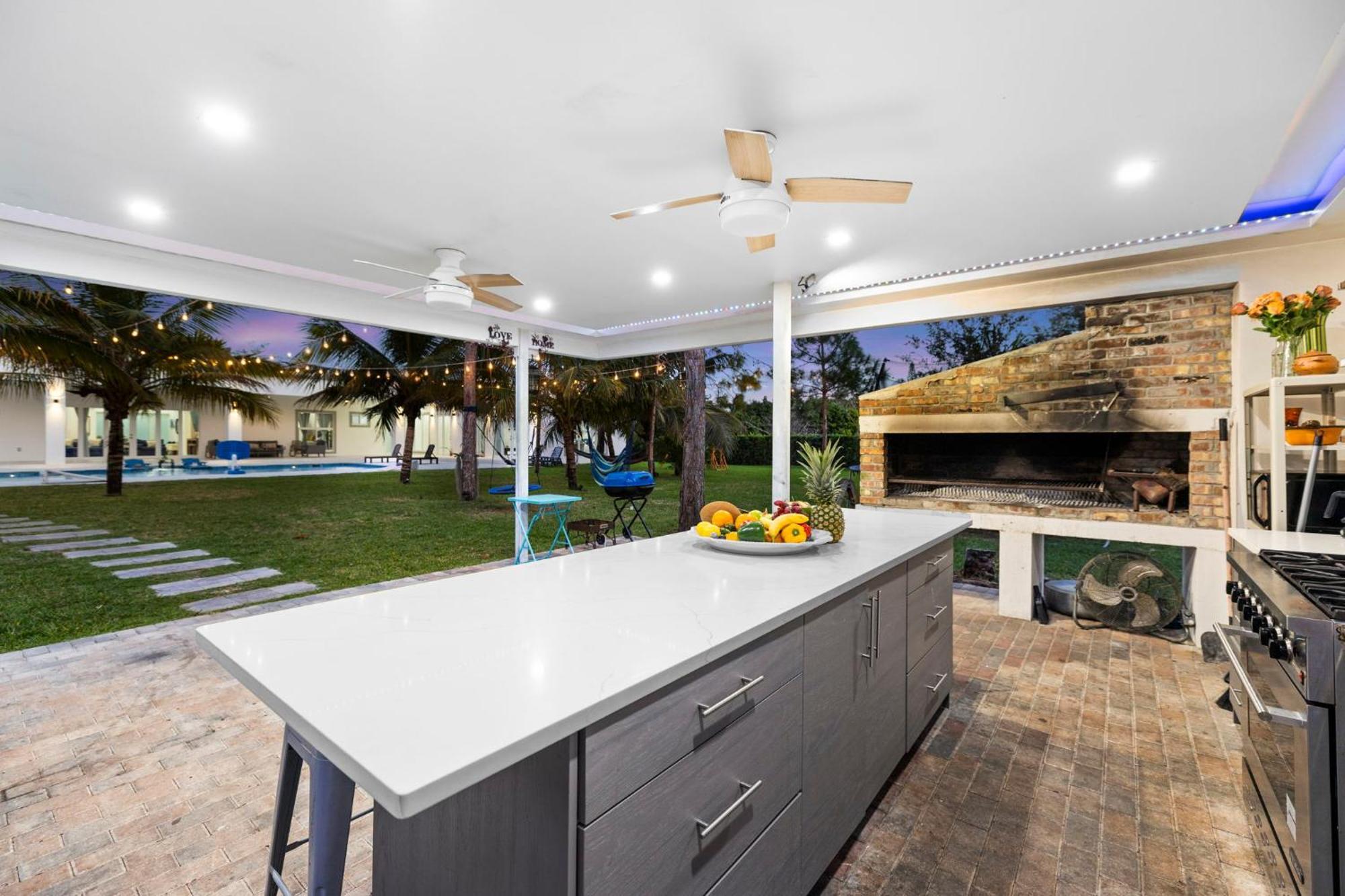 Ideal For Families The White House Of Miami Close To Miami Beaches And The Keys West Princeton Eksteriør bilde