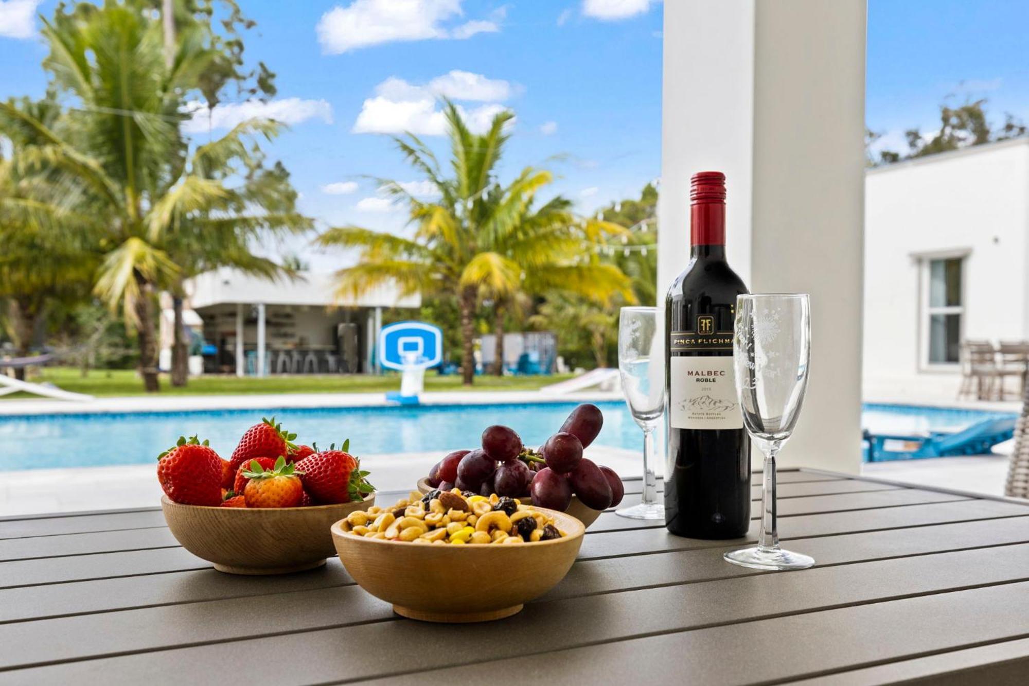 Ideal For Families The White House Of Miami Close To Miami Beaches And The Keys West Princeton Eksteriør bilde