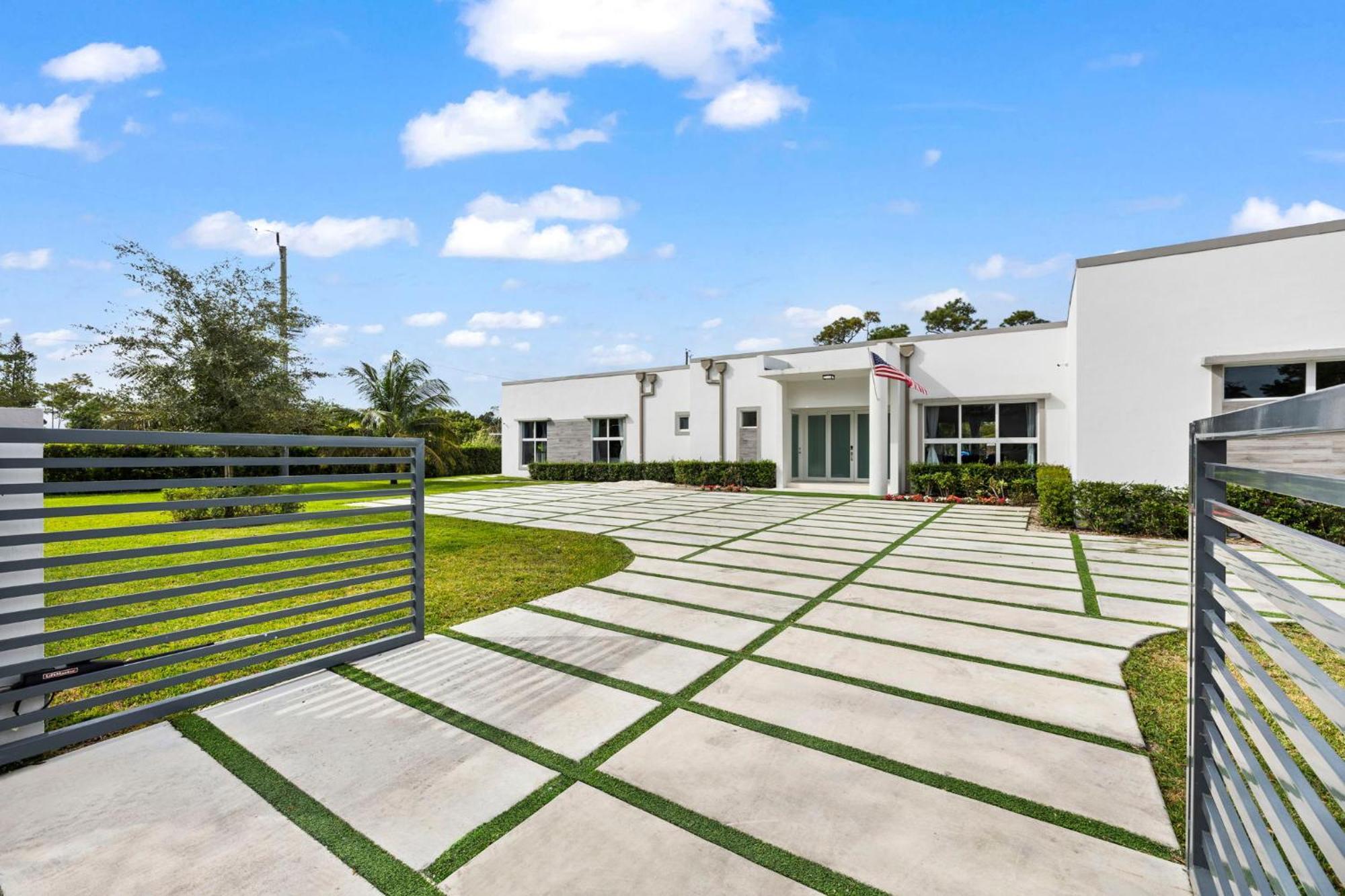 Ideal For Families The White House Of Miami Close To Miami Beaches And The Keys West Princeton Eksteriør bilde